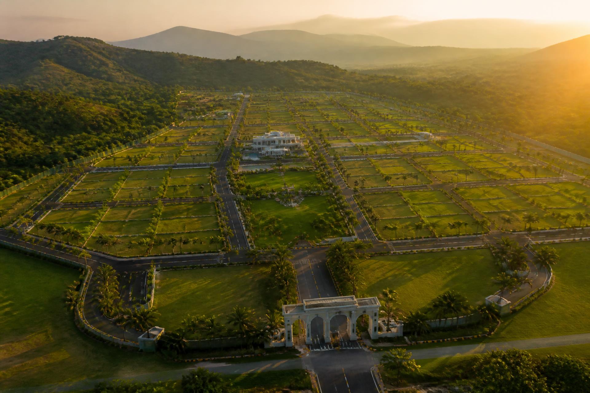 Vaaraahi Hills — Premium Gated Layout